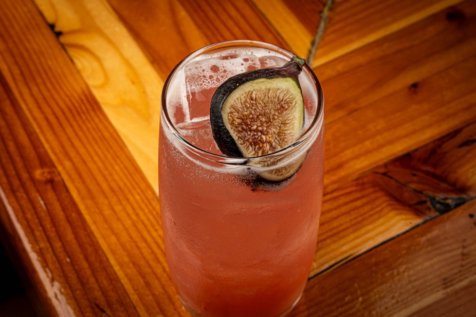 A Bar That Belongs in the Conversation
